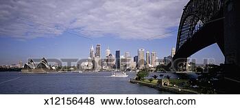 Stock Photo - sydney harbour 
bridge and sydney 
opera house, sydney, 
australia. fotosearch 
- search stock 
photos, pictures, 
images, and photo 
clipart
