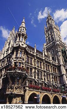 Stock Photo - gothic town hall, 
munich, bavaria, 
germany. fotosearch 
- search stock 
photos, pictures, 
images, and photo 
clipart