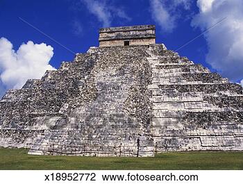 Stock Photo - el castillo, chichen 
itza, yucatan, 
mexico. fotosearch 
- search stock 
photos, pictures, 
images, and photo 
clipart