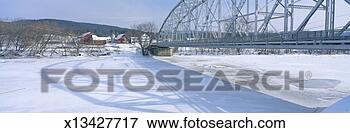 Picture - bridge into new 
hampshire from 
vermont. fotosearch 
- search stock 
photos, pictures, 
images, and photo 
clipart