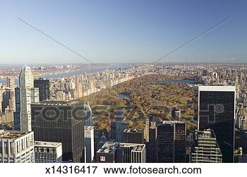 Picture - 'panoramic view 
of new york city 
and central park 
from  top of the. 
fotosearch - search 
stock photos, 
pictures, images, 
and photo clipart