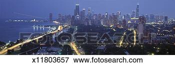 Picture - this is the skyline 
with lake michigan 
and lake shore 
drive on the. 
fotosearch - search 
stock photos, 
pictures, images, 
and photo clipart