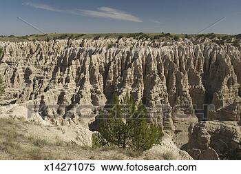 Stock Image - usa, south dakota, 
badlands national 
park, rock formations. 
fotosearch - search 
stock photos, 
pictures, images, 
and photo clipart