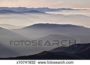 Stock Photo - usa, tennessee, 
great smoky mountains 
national park, 
sunrise. fotosearch 
- search stock 
photos, pictures, 
images, and photo 
clipart