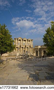 Stock Photo - ephesus and a 
view of the library, 
near izmir, turkey. 
fotosearch - search 
stock photos, 
pictures, images, 
and photo clipart