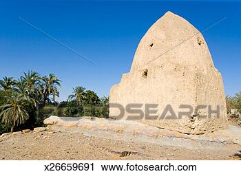 Stock Photography - egypt, oasis of 
bahariya, ancient 
sheikh grave. 
fotosearch - search 
stock photos, 
pictures, images, 
and photo clipart
