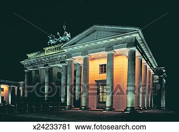 Stock Photography - germany, berlin, 
brandenburg gate 
at night. fotosearch 
- search stock 
photos, pictures, 
images, and photo 
clipart