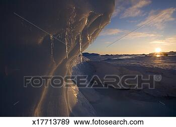 Stock Photograph - antarctica, snow 
hill island, sunlight 
on iceberg at 
sunset. fotosearch 
- search stock 
photos, pictures, 
images, and photo 
clipart