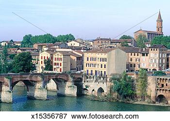 Picture - france, midi-pyrenees, 
tarn, albi, river 
tarn, bridge and 
cityscape. fotosearch 
- search stock 
photos, pictures, 
images, and photo 
clipart