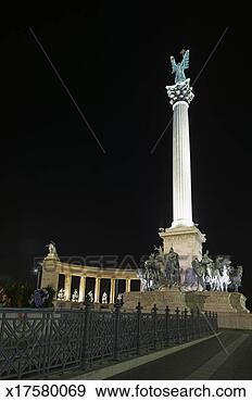 Stock Photograph - hungary, budapest, 
heroes square, 
millennium memorial, 
night. fotosearch 
- search stock 
photos, pictures, 
images, and photo 
clipart