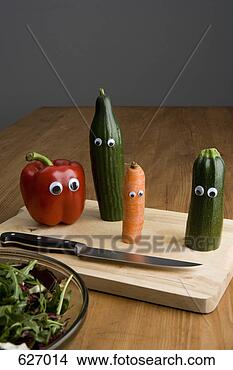 Banco de Imagem - legumes,  anthropomorphic, 
 caras. fotosearch 
- busca de fotos, 
imagens e clipart