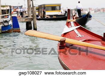 Picture - close-up of an 
oar on a gondola, 
venice, veneto, 
italy. fotosearch 
- search stock 
photos, pictures, 
images, and photo 
clipart