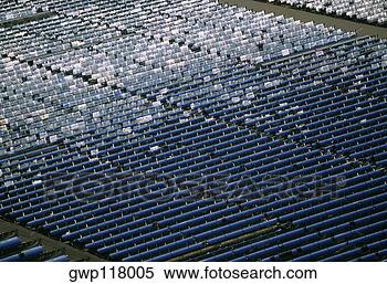 Banco de Imagem - solar,  poder, 
 parabólico,  
trough,  espelhos, 
 daggett,  califórnia. 
fotosearch - busca 
de fotos, imagens 
e clipart