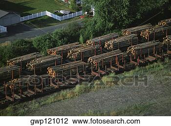 Banco de Imagem - aéreas,  trainload, 
 sawmill,  log, 
 idaho. fotosearch 
- busca de fotos, 
imagens e clipart