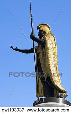 Picture - low angle view 
of a statue,  
king kamehameha 
statue,  honolulu. 
fotosearch - search 
stock photos, 
pictures, images, 
and photo clipart
