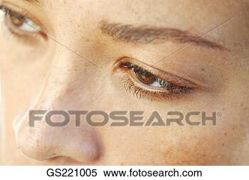Stock Image - close up of a 
woman's brown 
eyes. fotosearch 
- search stock 
photos, pictures, 
images, and photo 
clipart