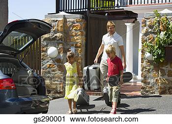 Stock Photography - family leaving 
for vacation. 
fotosearch - search 
stock photos, 
pictures, images, 
and photo clipart