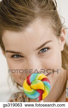 teenage-girl-lollipop_~gs319063.jpg