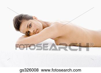 Banco de Imagem - mulher,  mentindo, 
 baixo. fotosearch 
- busca de fotos, 
imagens e clipart