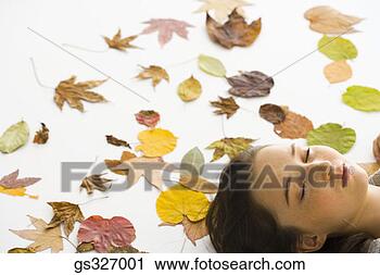 Arquivo de Fotografia - menina,  dormir. 
fotosearch - busca 
de fotos, imagens 
e clipart