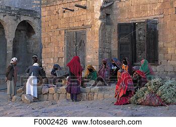Stock Photo - market, yemen, 
middle east, group, 
people, at tawilla. 
fotosearch - search 
stock photos, 
pictures, images, 
and photo clipart