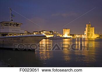 Stock Photography - france,  poitou 
charentes,  la 
rochelle,  harbour, 
 saint nicolas. 
fotosearch - search 
stock photos, 
pictures, images, 
and photo clipart