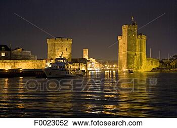 Stock Photo - france,  poitou 
charentes,  la 
rochelle,  harbour, 
 saint nicolas. 
fotosearch - search 
stock photos, 
pictures, images, 
and photo clipart