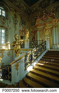 Stock Photography - russia, saint 
petersburg, peterhof 
palace stairs. 
fotosearch - search 
stock photos, 
pictures, images, 
and photo clipart