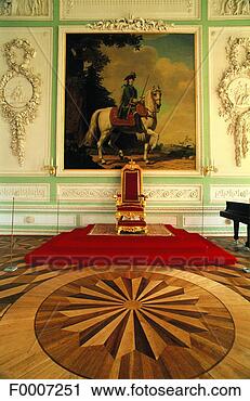 Stock Photography - russia, saint 
petersburg, throne 
room inside peterhof 
palace. fotosearch 
- search stock 
photos, pictures, 
images, and photo 
clipart