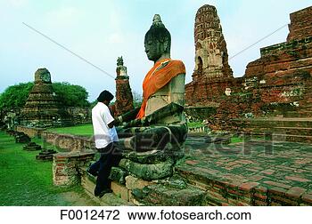 Stock Photo - thailand, ayutthaya, 
wat si samphet. 
fotosearch - search 
stock photos, 
pictures, images, 
and photo clipart
