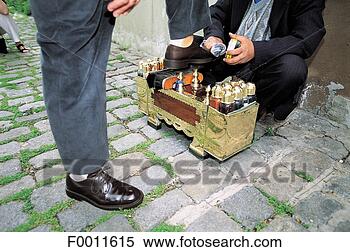 Stock Image - turkey, istanbul, 
shoe shine in 
beyoglü. fotosearch 
- search stock 
photos, pictures, 
images, and photo 
clipart