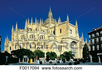 Stock Photo - spain, castilla 
y leon, segovia, 
cathedral. fotosearch 
- search stock 
photos, pictures, 
images, and photo 
clipart