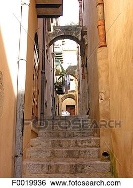 Stock Photo - italy, sicily, 
catania, cloister 
in the university. 
fotosearch - search 
stock photos, 
pictures, images, 
and photo clipart
