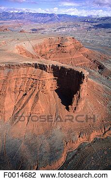 Stock Photo - wyoming, big horn 
mountains, aerial. 
fotosearch - search 
stock photos, 
pictures, images, 
and photo clipart