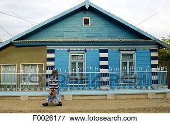 Picture - romania, dobruja, 
lipovan village, 
traditional dwelling. 
fotosearch - search 
stock photos, 
pictures, images, 
and photo clipart