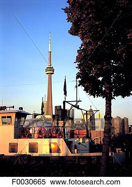Stock Image - canada, ontario, 
toronto, bateau 
et cn tower. fotosearch 
- search stock 
photos, pictures, 
images, and photo 
clipart