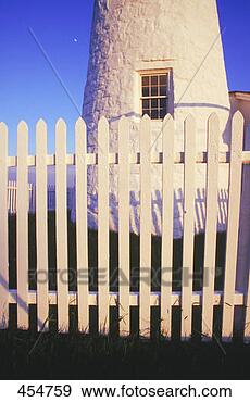 Stock Photograph - picket fence  
pemaquid point 
light  me. fotosearch 
- search stock 
photos, pictures, 
images, and photo 
clipart