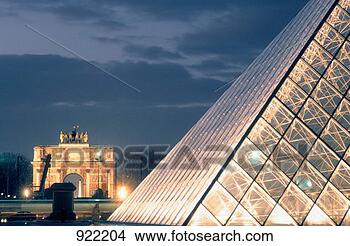 Stock Photo - pei pyramid and 
arc de triomphe 
du carrousel. 
fotosearch - search 
stock photos, 
pictures, images, 
and photo clipart