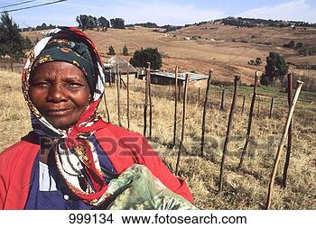 Stock Photo - swaziland, mbabane, 
native woman. 
fotosearch - search 
stock photos, 
pictures, images, 
and photo clipart