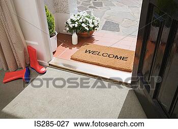 Picture - entrance to a 
house. fotosearch 
- search stock 
photos, pictures, 
images, and photo 
clipart