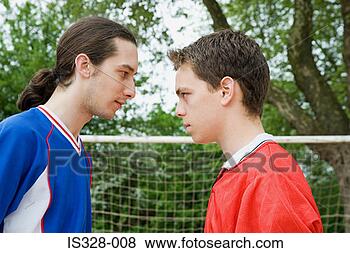 Hazır Fotoğraf - footballers,  
tamamen,  her 
biri,  diğeri. 
fotosearch - foto, 
resim, görüntü 
ve foto klipart 
ara