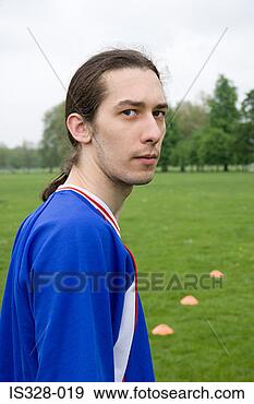 Hazır Fotoğraf - futbolcu. fotosearch 
- foto, resim, 
görüntü ve foto 
klipart ara