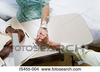 Banco de Imagem - paciente,  doutor, 
 relativo. fotosearch 
- busca de fotos, 
imagens e clipart