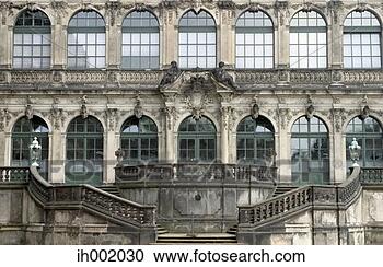 Stock Photography - semper opera house 
in dresden, germany. 
fotosearch - search 
stock photos, 
pictures, images, 
and photo clipart