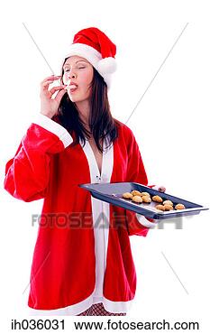 woman-eating-cookies_~ih036031.jpg