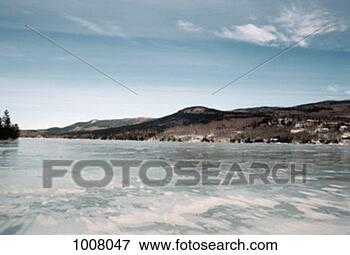 Picture - ice, image 100, 
outdoor, outdoors, 
snow, snowed in. 
fotosearch - search 
stock photos, 
pictures, images, 
and photo clipart