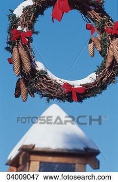 Picture - christmas  wreath. 
fotosearch - search 
stock photos, 
pictures, images, 
and photo clipart