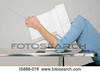 woman-head-inside_%7EIS888-078.jpg
