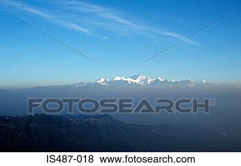 Banco de Imagem - kangchenjunga. 
fotosearch - busca 
de fotos, imagens 
e clipart