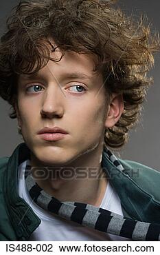 Banco de Imagem - retrato,  jovem, 
 homem. fotosearch 
- busca de fotos, 
imagens e clipart